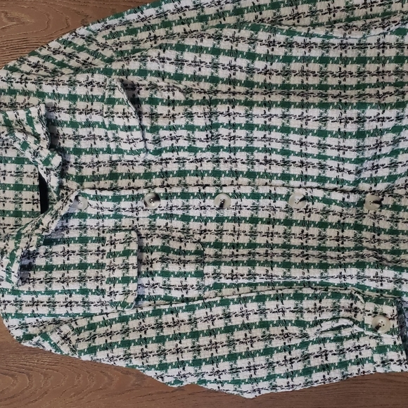 Final price๐1 S left๐HP๐๐ฅNew boutique Green Plaid knitted jacket - Picture 12 of 13
